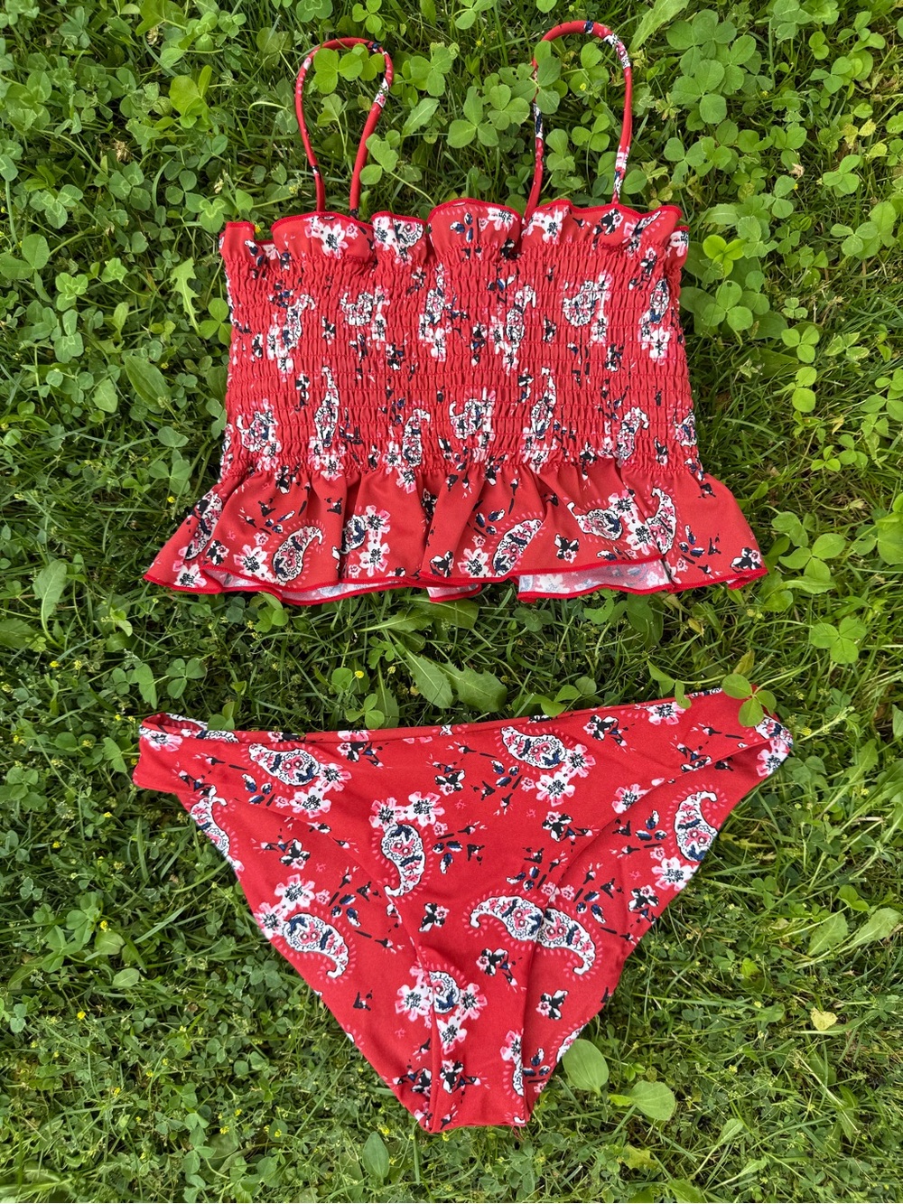 Cupshe red paisley print smocked bikini M